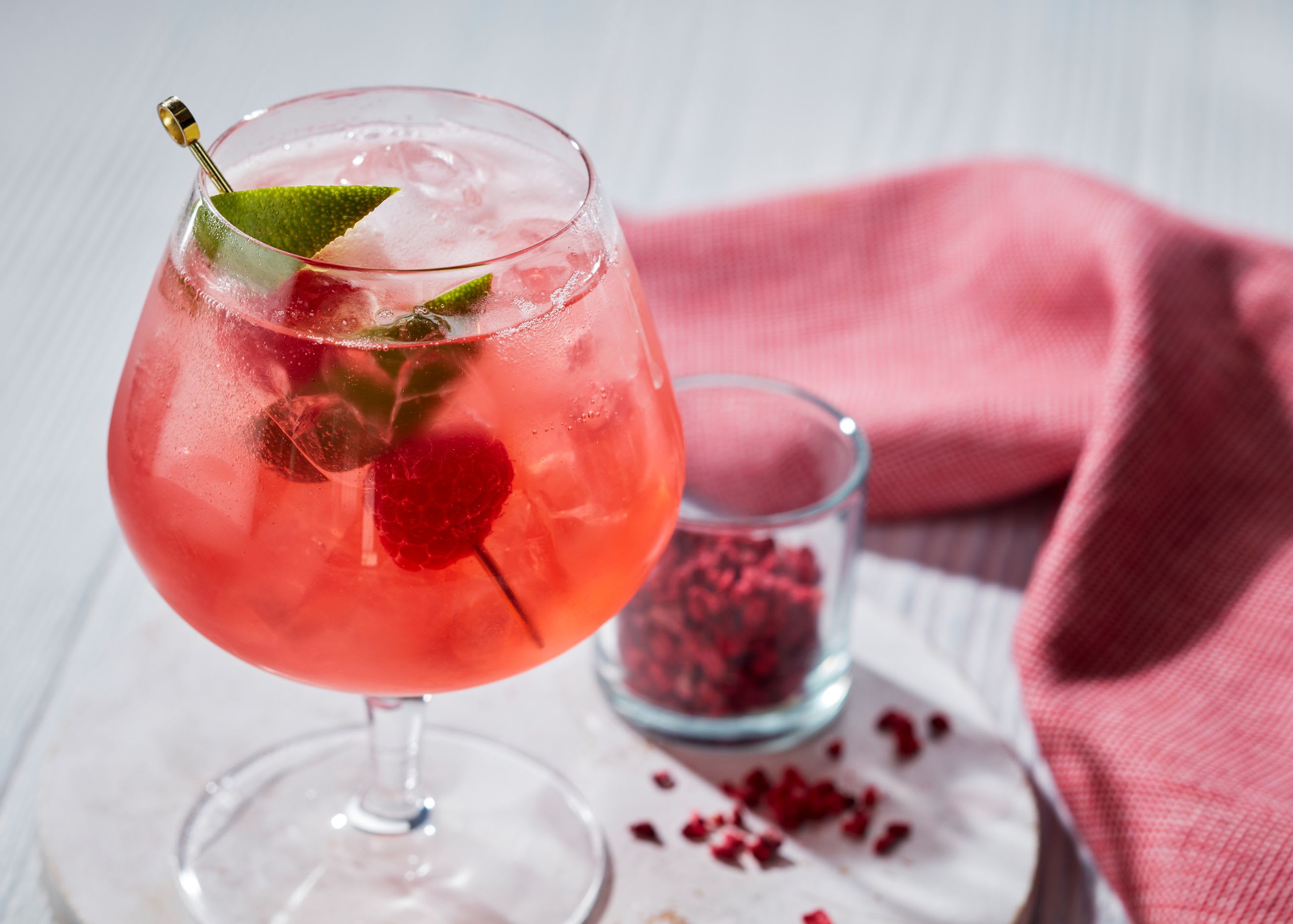 floradora cocktail drink pink gin floradora cocktail drink pink gin