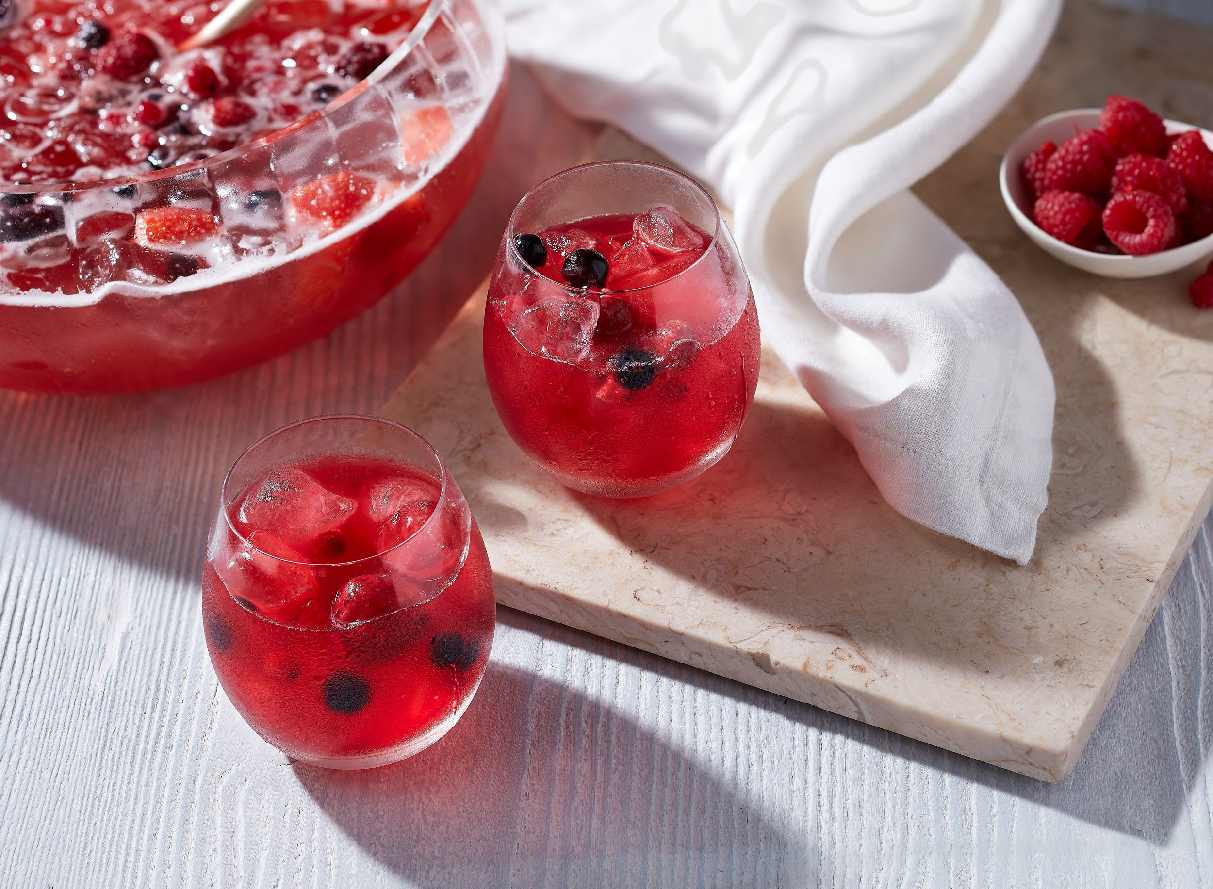 Summer cocktail recipe, Gin punch Summer cocktail recipe, Gin punch