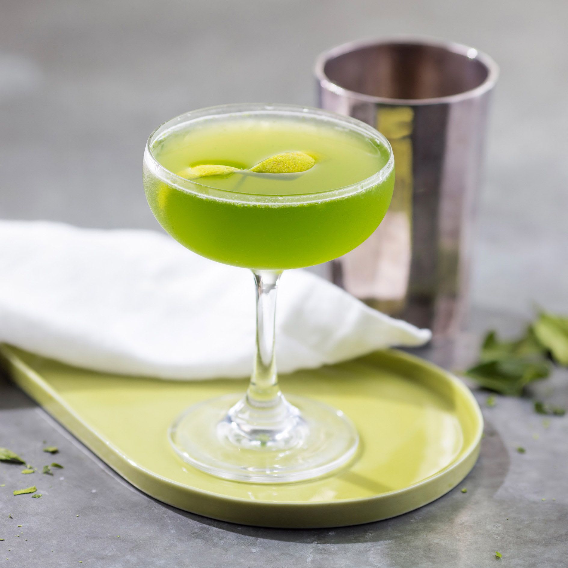 Gimlet. Gimlet коктейль. «Basil Gimlet». Джин Гимлет. Лавандовый Гимлет.