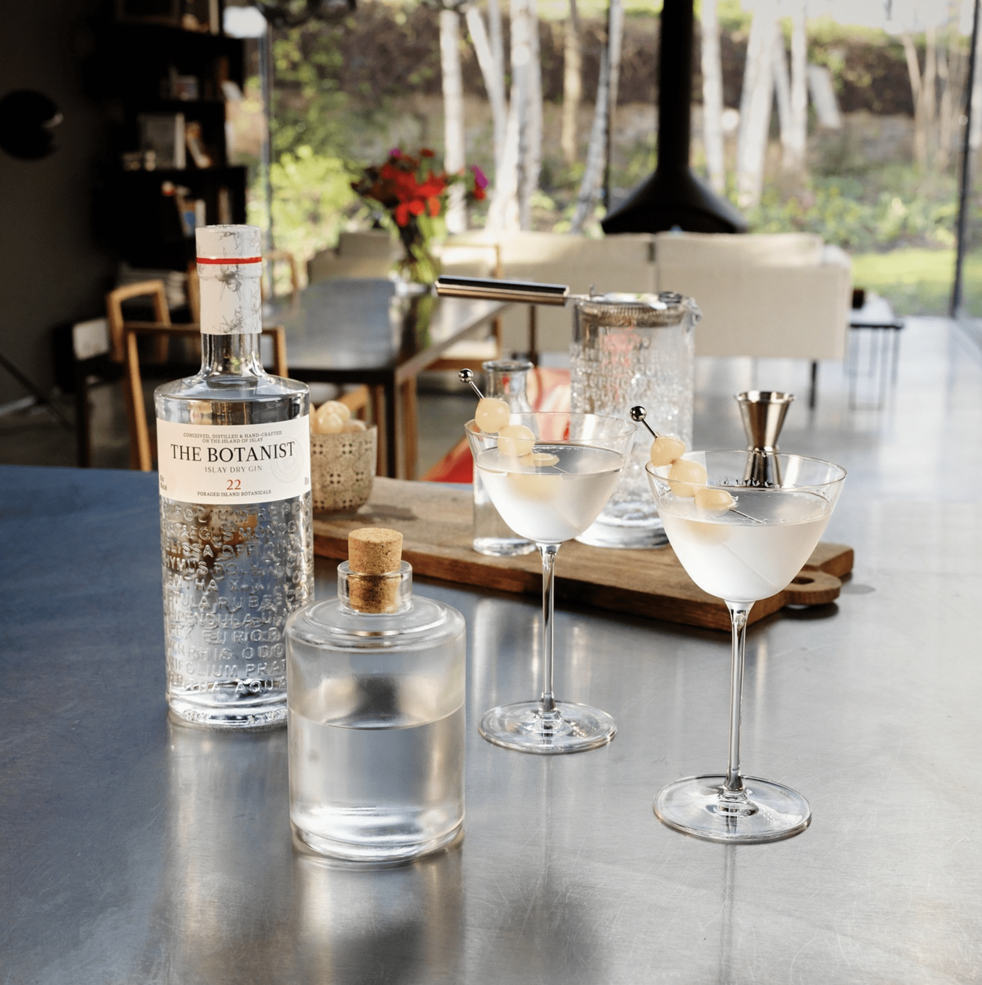 Gibson Martini, Botanist Gin Gibson Martini, Botanist Gin