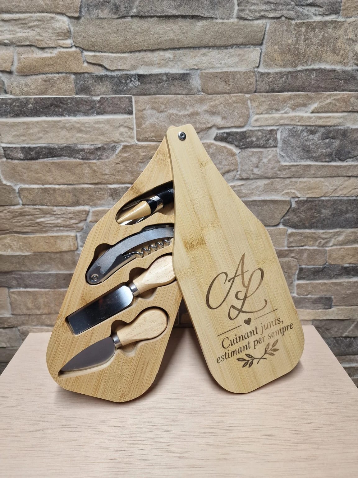 Set plegable de quesos con cuchillos personalizado