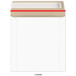 Valkoinen pahvinen kirjekuori 170x170 mm