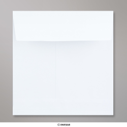 Envelope branco com reforço 220x220x25 mm