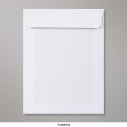 250x176 mm Kuvert med pappbakstöd i vitt