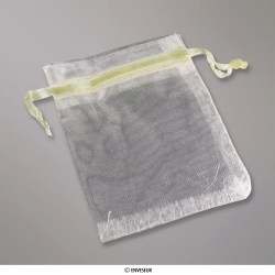 Bolsa de organza crema de 90x70 mm