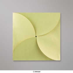 Envelope verde limão com quatro abas 145x145 mm