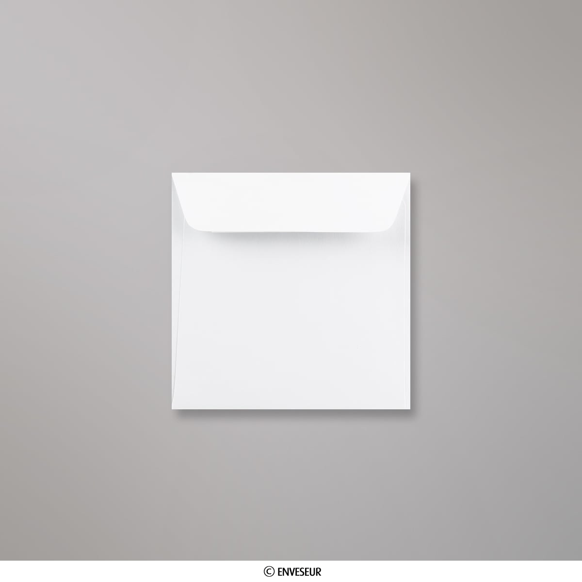 Enveloppe carrée blanche papier vélin 185 x 185 mm 120g sans fenêtre  fermeture auto-adhésive - Boîte de 250