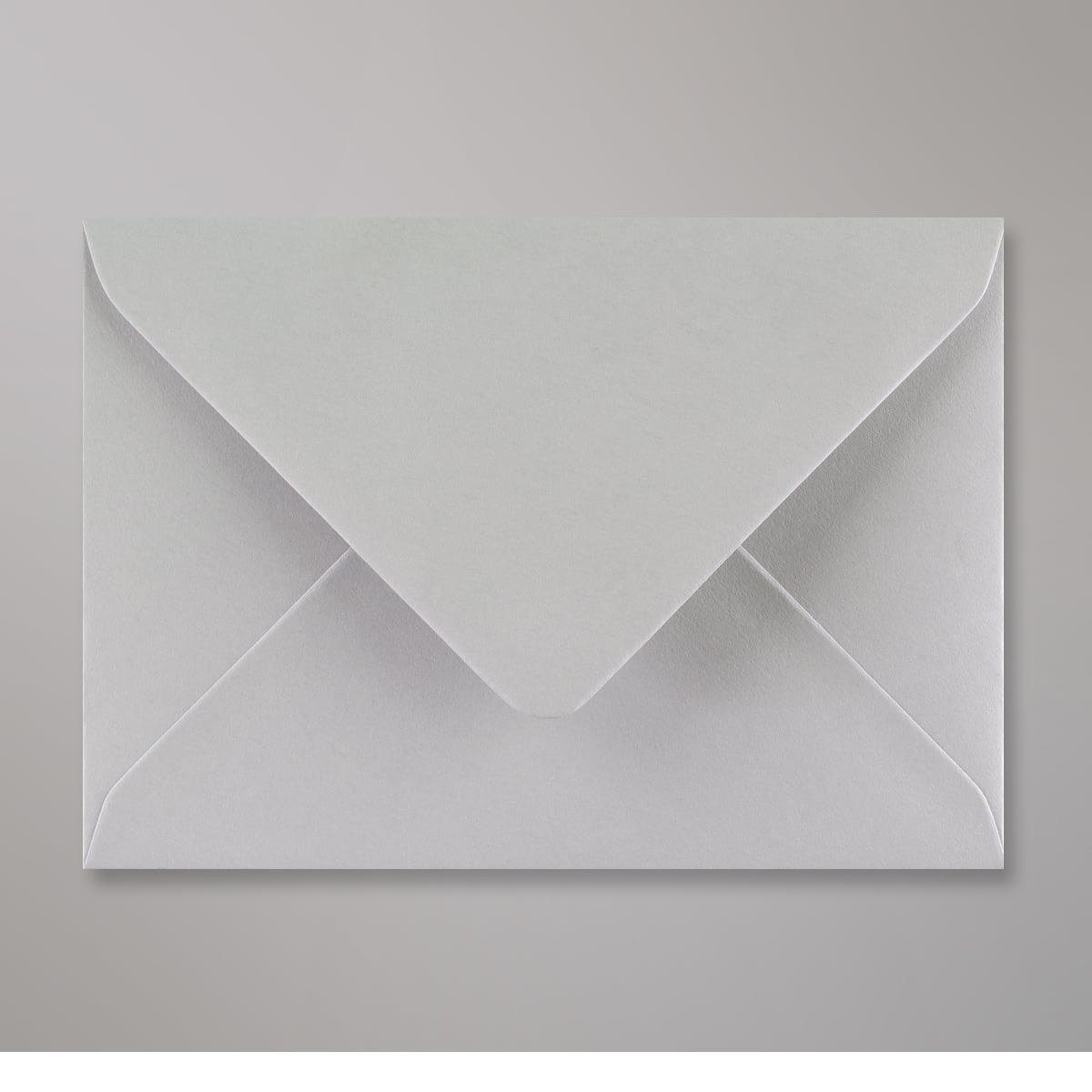 Enveloppe grise claire 114x162 mm (C6)