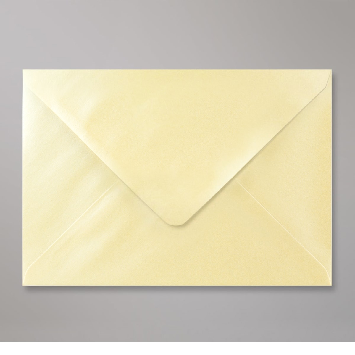 Enveloppe champagne brilliante 162x229 mm (C5)