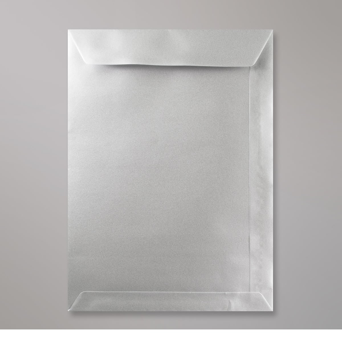 Enveloppe argentée 324x229 mm (C4)
