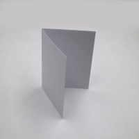 150mm Quadratischer Weißer Stuck-Effekt Einfach Gefalteter Karton (300 g/m²)