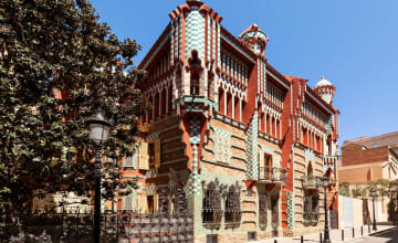 Stay at 19th century single-family summer house, Gaudí