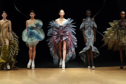 匠心獨具前衛創新, Iris Van Herpen Blurs the Lines between Art and Design