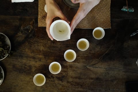 融合懷舊法租界風的經典台灣茶體驗Fusion of French Concession style, traditional Taiwanese tea ceremony, Liquide Ambré