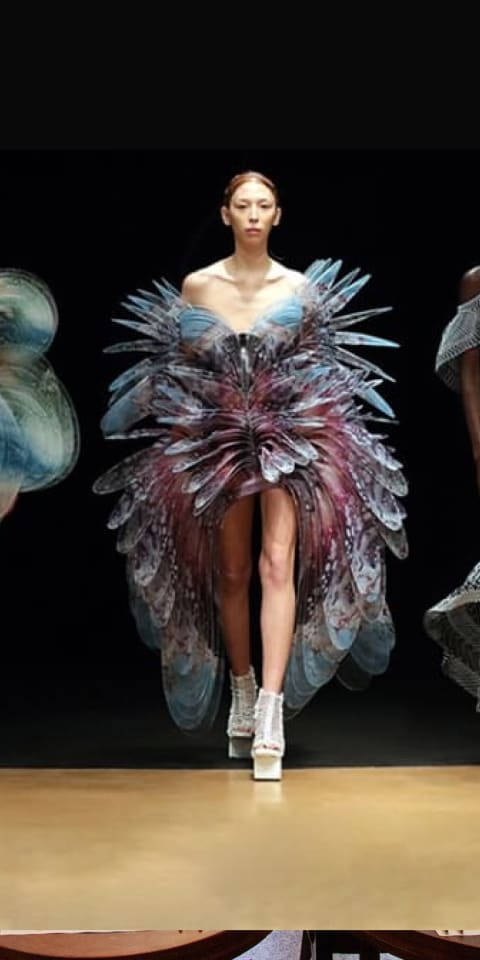 匠心獨具前衛創新, Iris Van Herpen Blurs the Lines between Art and Design