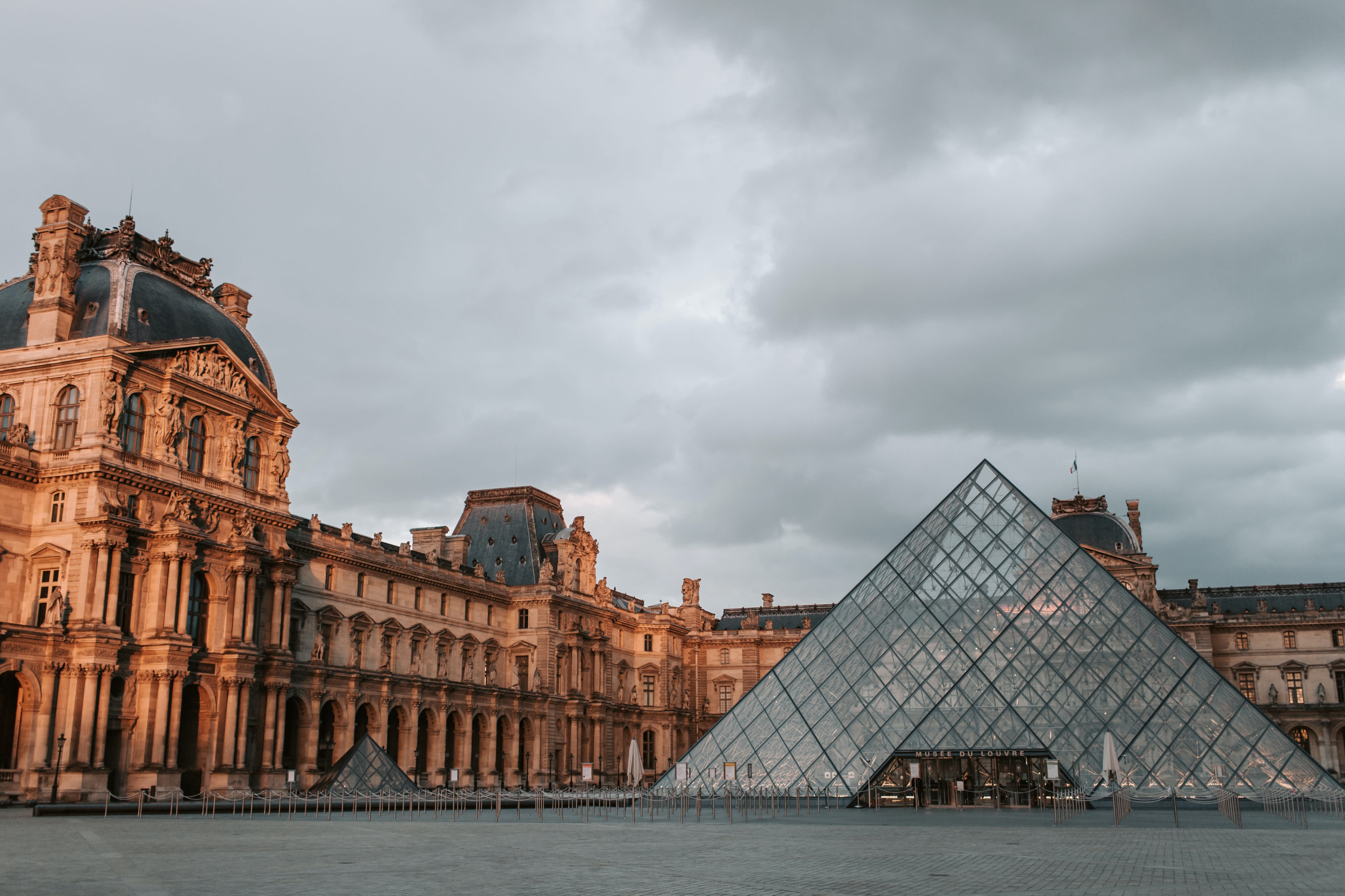 羅浮宮復甦之慶 Newly renovated Musée du Louvre awakens, celebrates by cellist Camille Thomas and Mona Lisa up close(圖3)