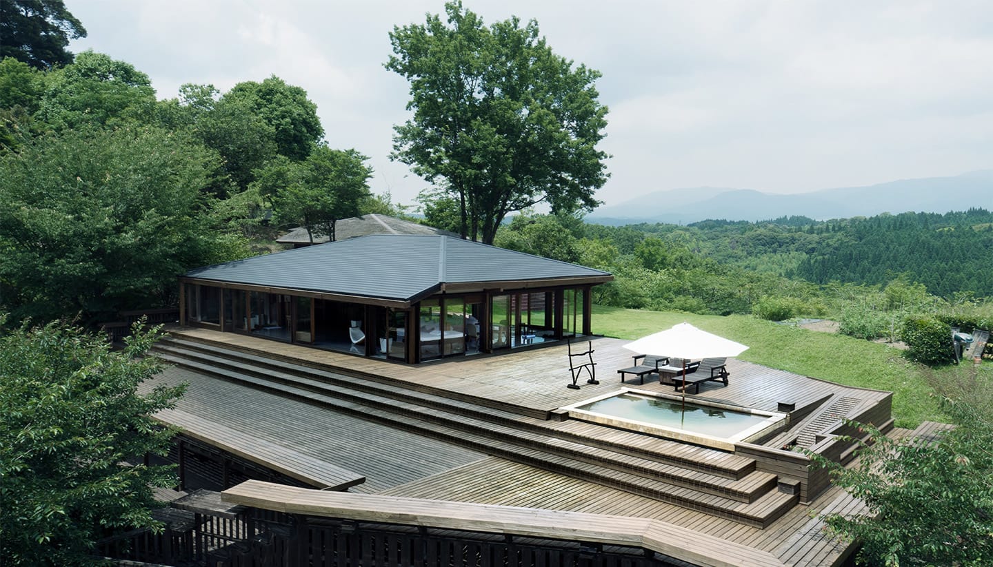 Tranquility reigns, open air baths and spas soothe the body, and the spectacular view over Mount Kirishima calms the spirit. TENKU no Mori(圖10)