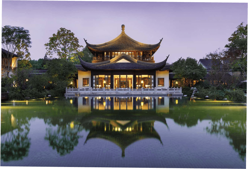 In a parallel universe of Hangzhou West Lake, and contemporary aesthetics and luxury, you traverse two different eras of heritage and experience the wonders of West Lake old and new(圖1)