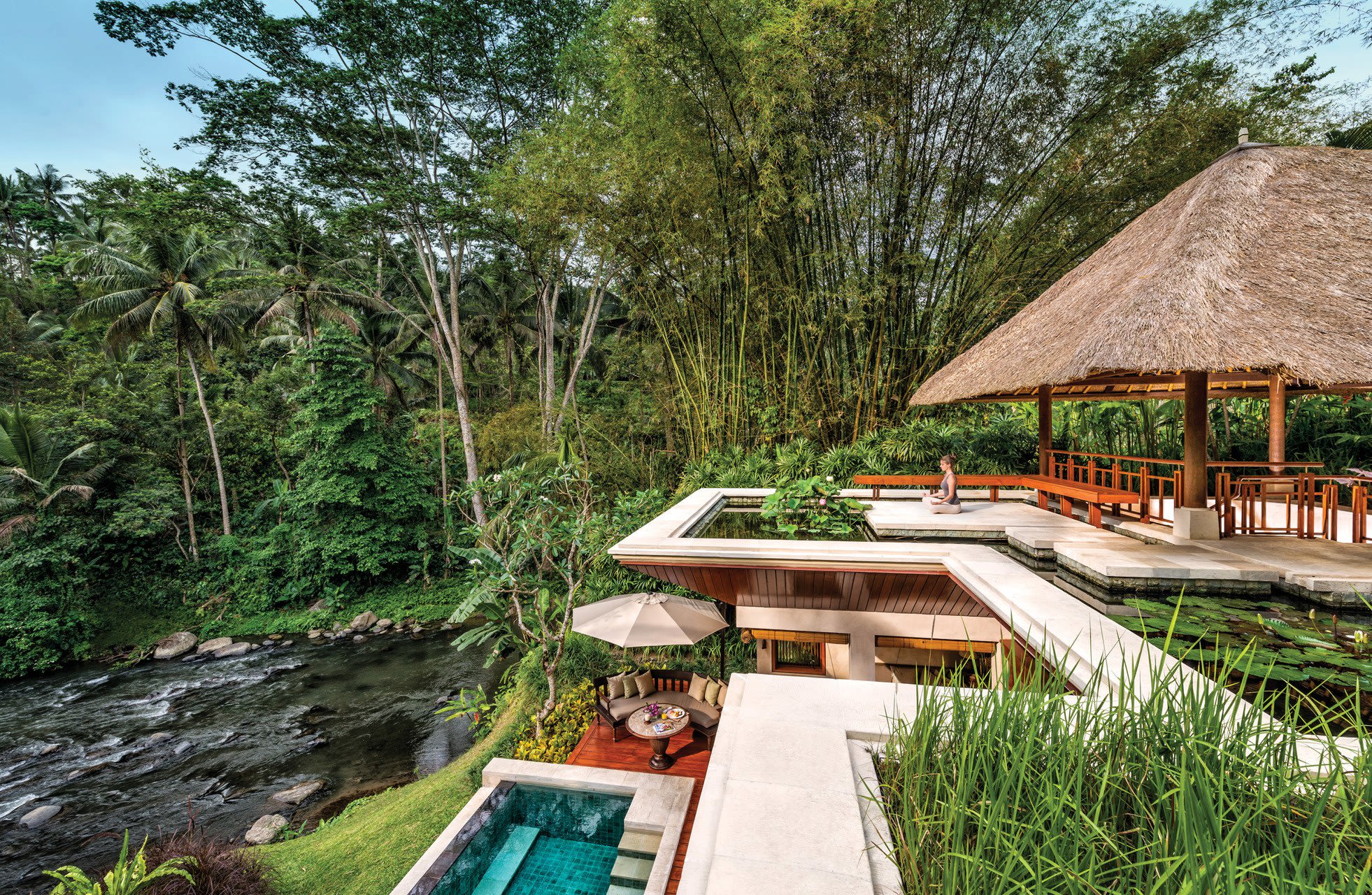 Rising above lush Ayung River Valley, accentuated by rice-bowl shaped pond as the portal to its architecture, ethereal energy awakens and soothes your mind and soul.  Sayan, Bali(圖5)