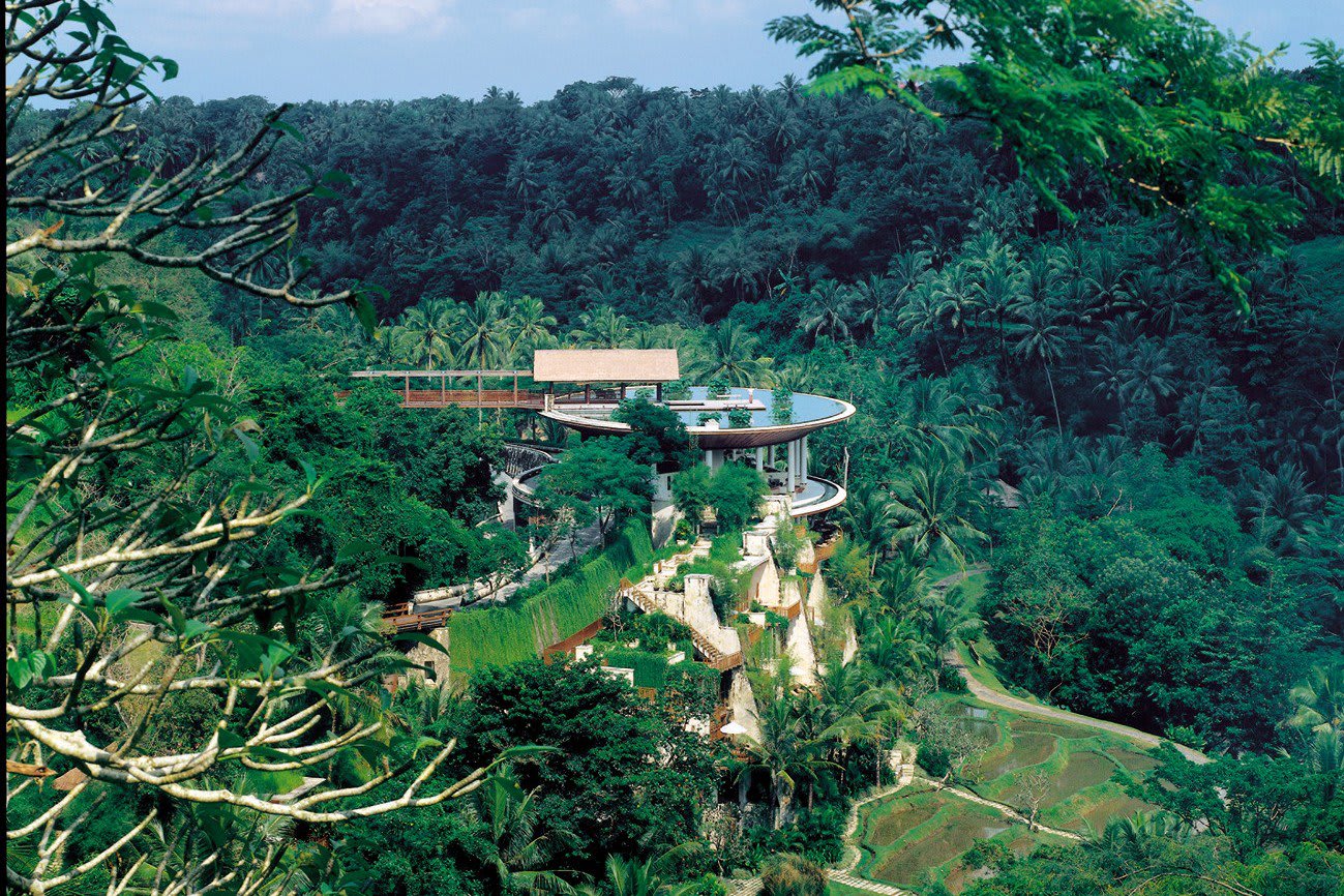 Rising above lush Ayung River Valley, accentuated by rice-bowl shaped pond as the portal to its architecture, ethereal energy awakens and soothes your mind and soul.  Sayan, Bali(圖6)