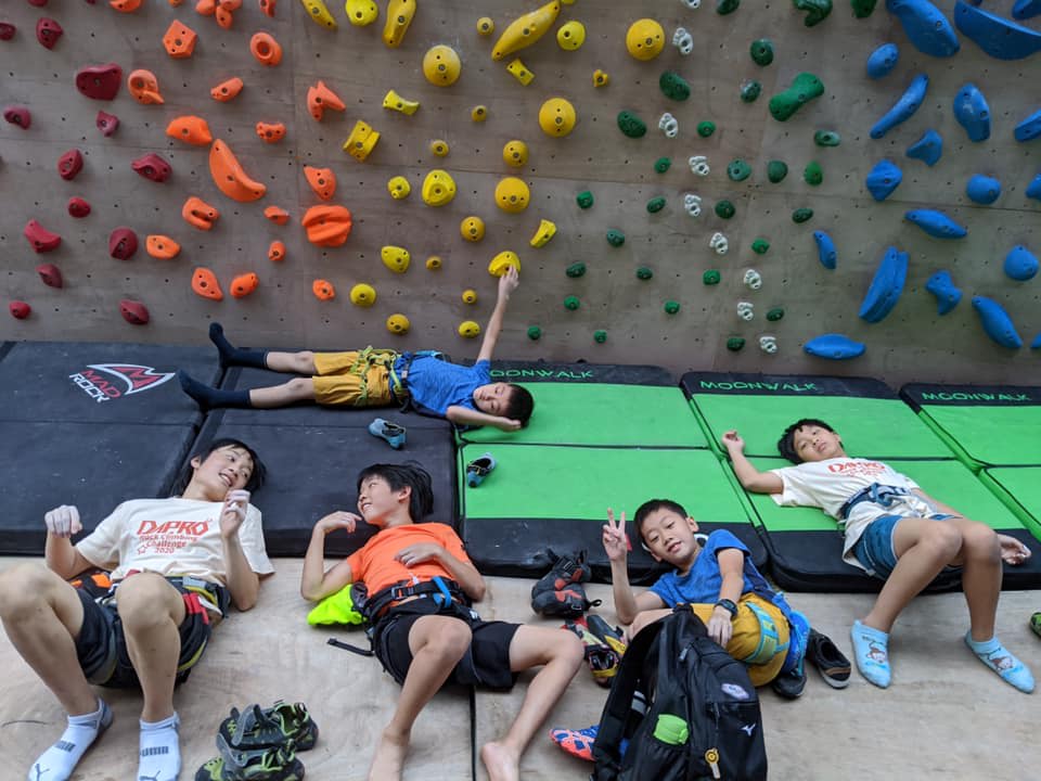 Olympic-size indoor rock climbing facility, adventurous and precious experience for families to share(圖9)