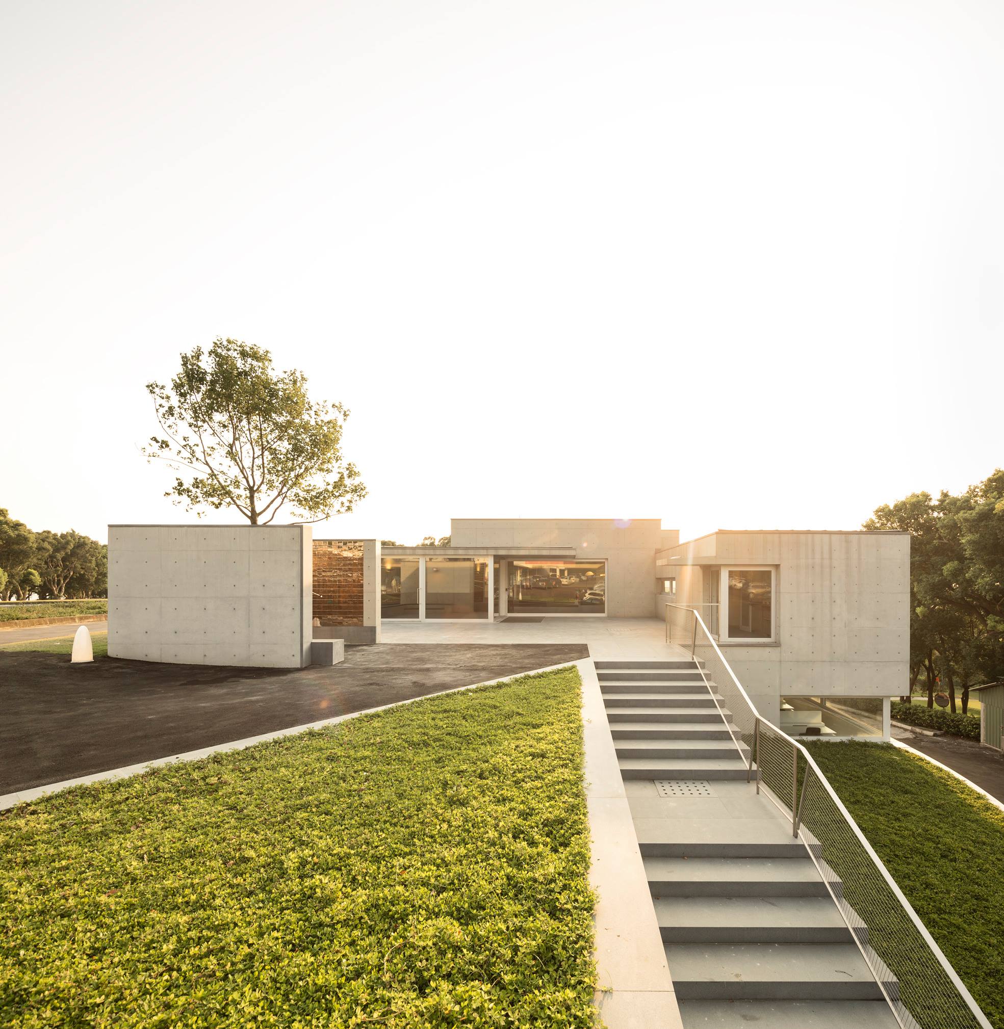 Alvaro Siza and Carlos Castanheira, breakthrough masterpiece showcasing contemporary aesthetics combined with dynamic landscape of VIP golf course(圖8)