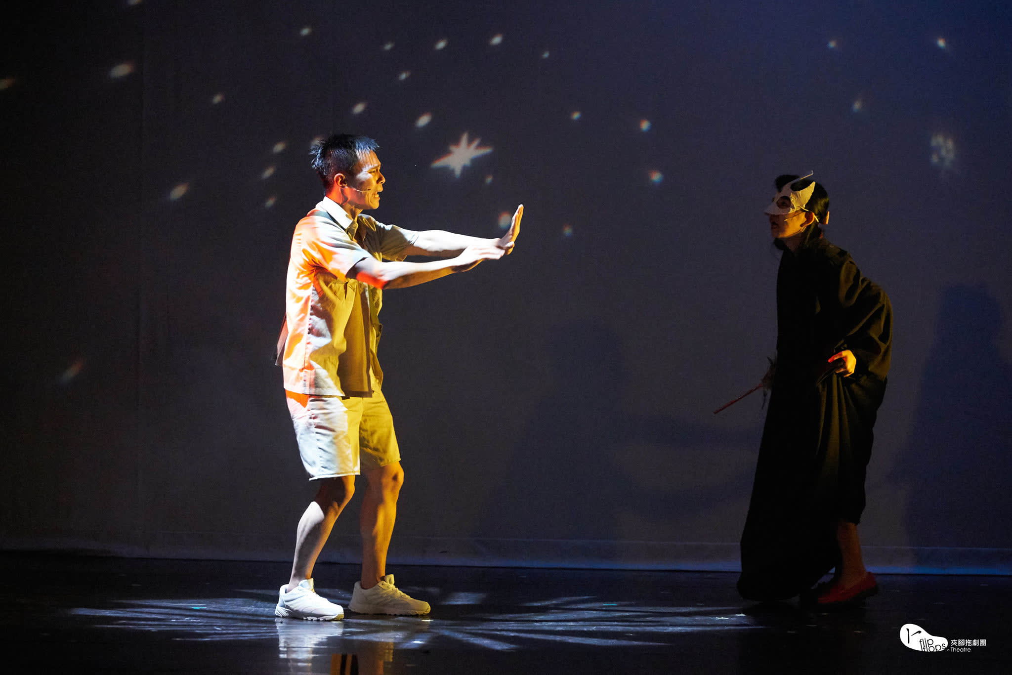 Through dramatic and theatrical performances, the stories of Taiwan are told, social and cultural issues shared, generations connected(圖4)