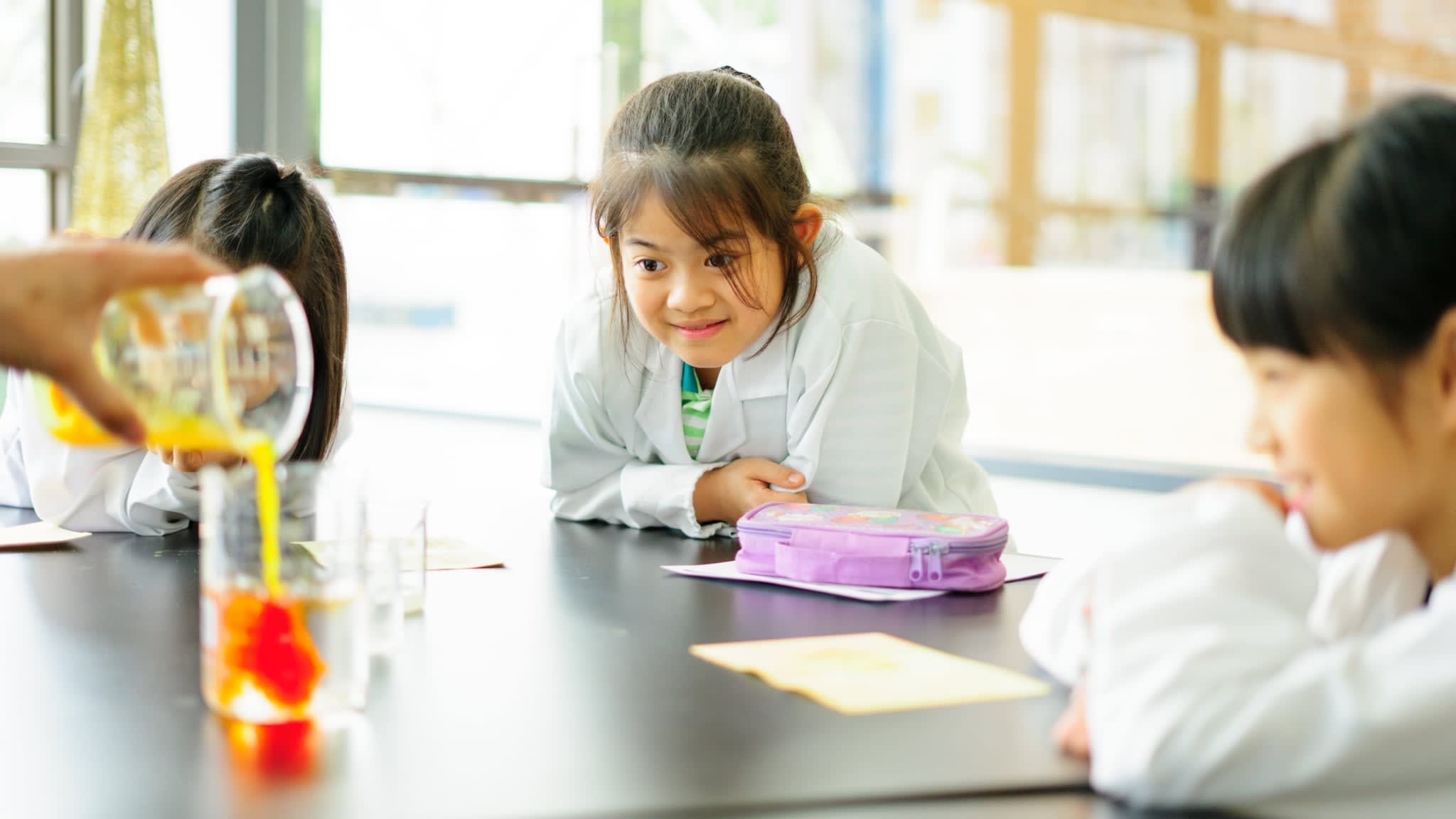 STEAM summer camp, acclimate pre-schoolers into primary school like human exploration into outer space, encouraging courage, adventure, independence and thirst for learning(圖5)