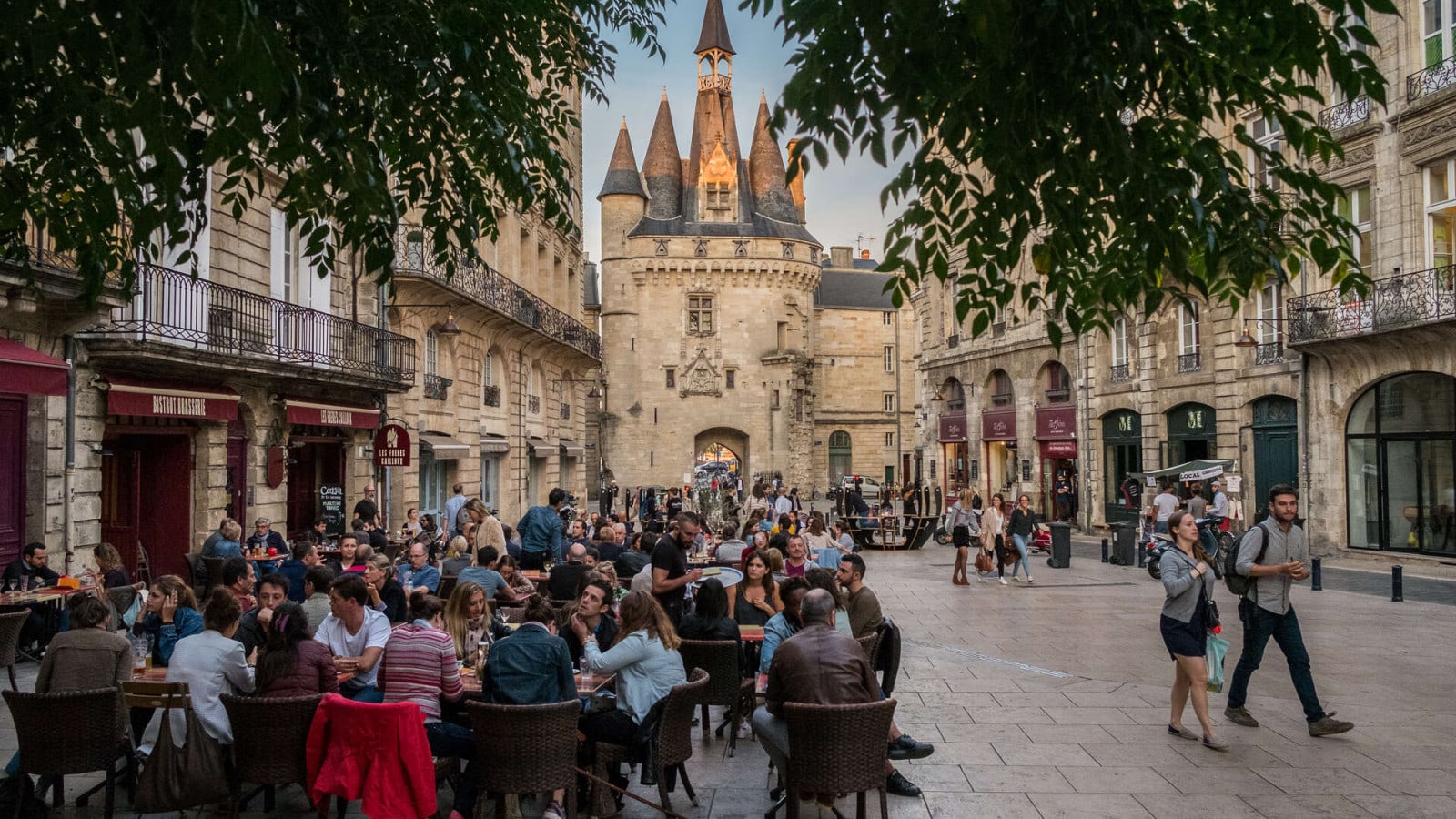 Experience Bordeaux’s wine, produce and entertainment along the banks of the Garonne(圖1)