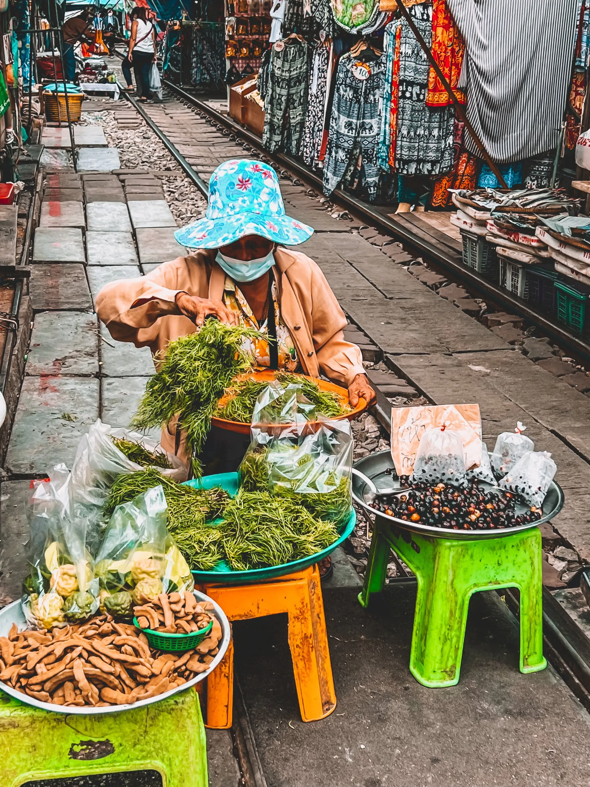Maeklong Railway Market Zugdurchfahrt