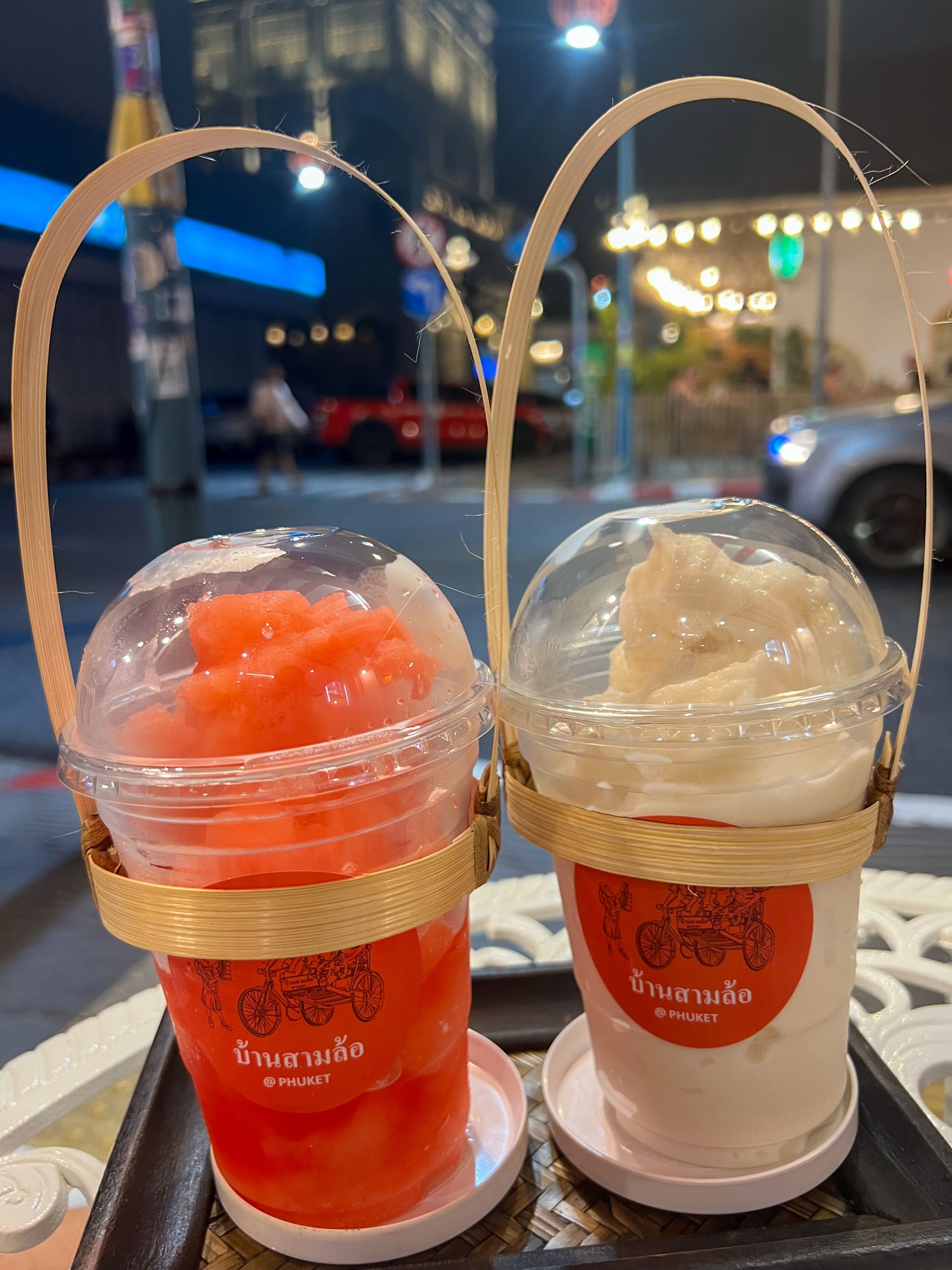 Baansamlor Shakes Phuket