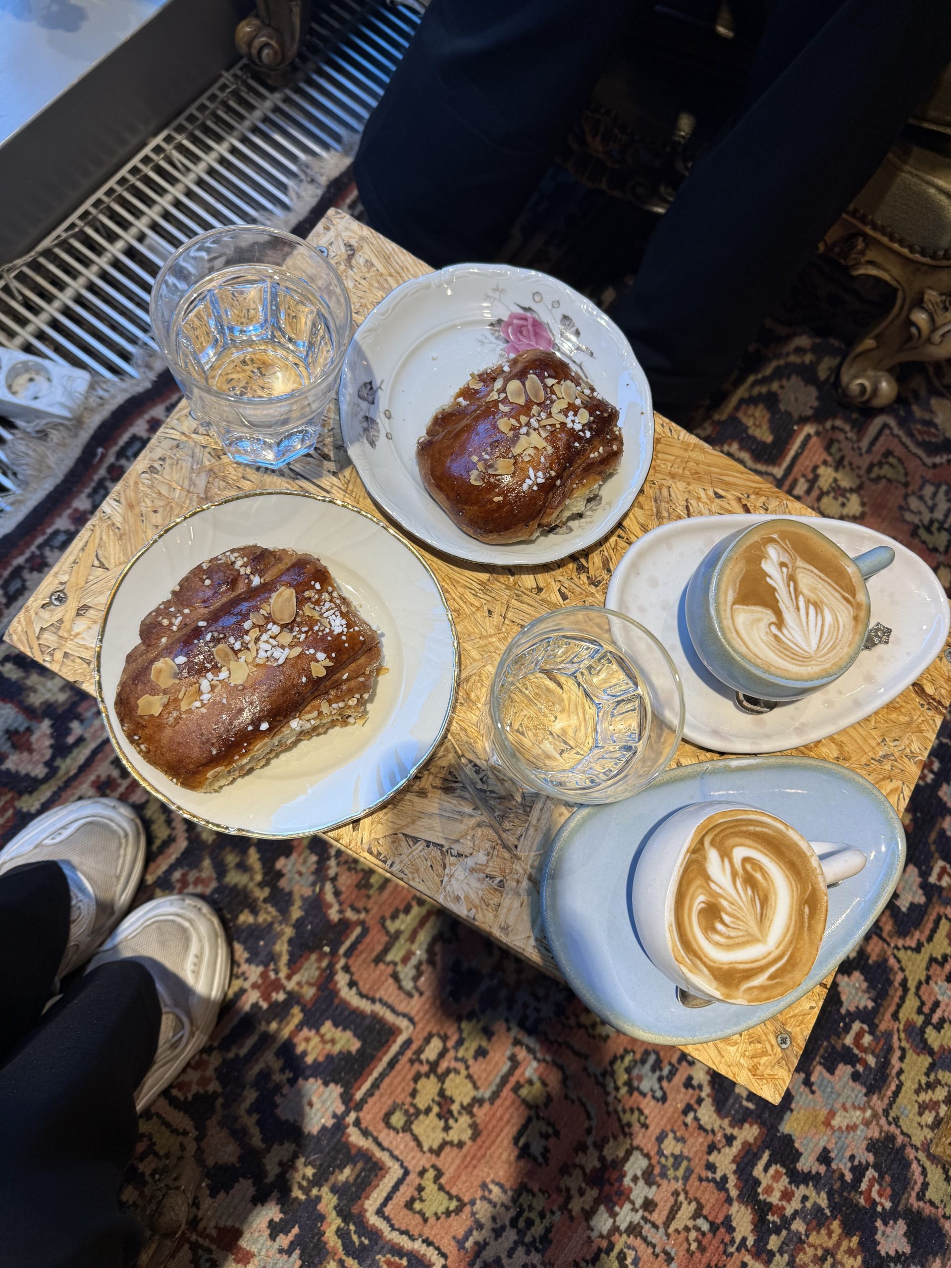 Ihana Kahvila Baari, Helsinki