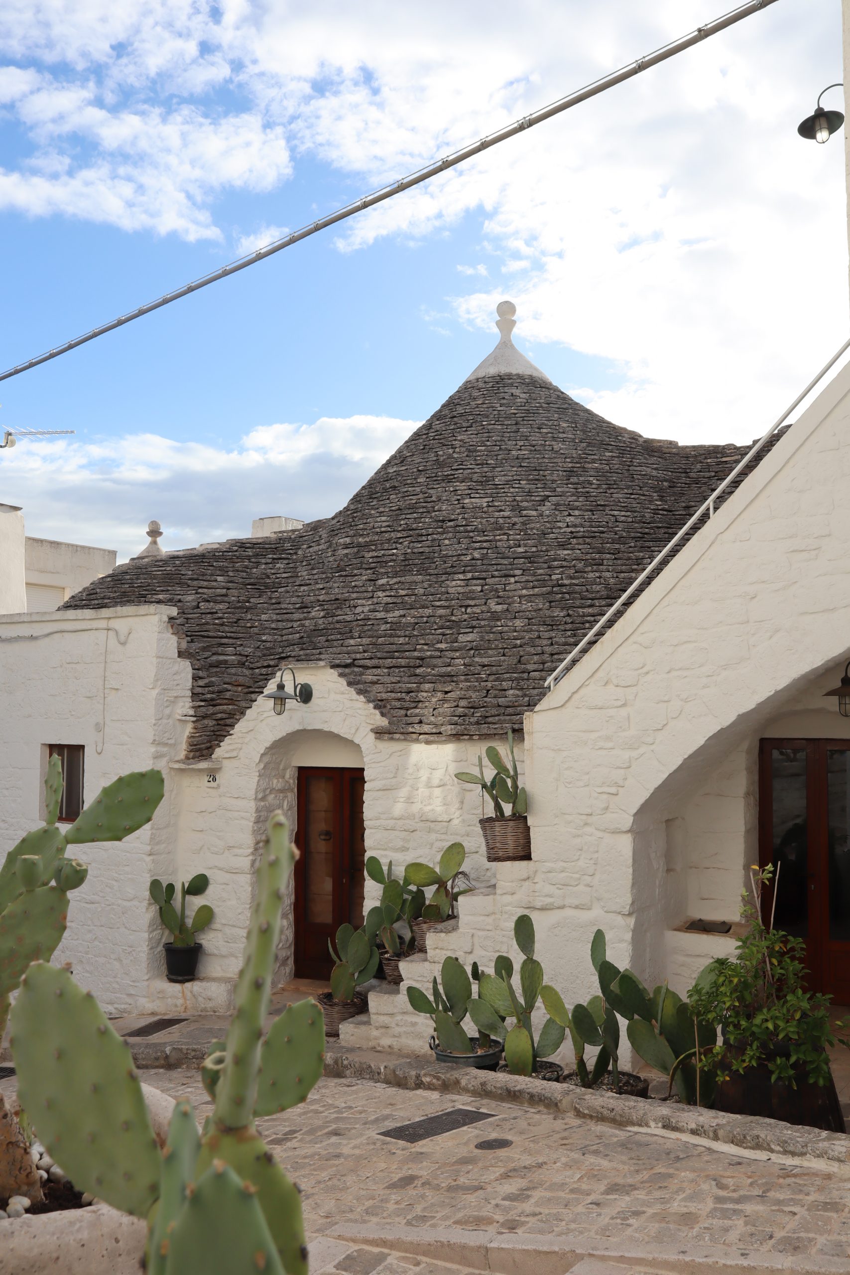 Trullo Sovrano, Alberobello
