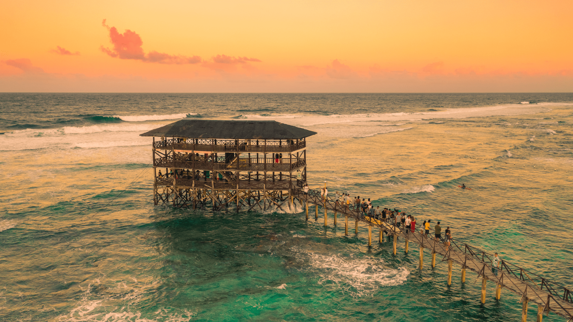 Cloud 9, Siargao