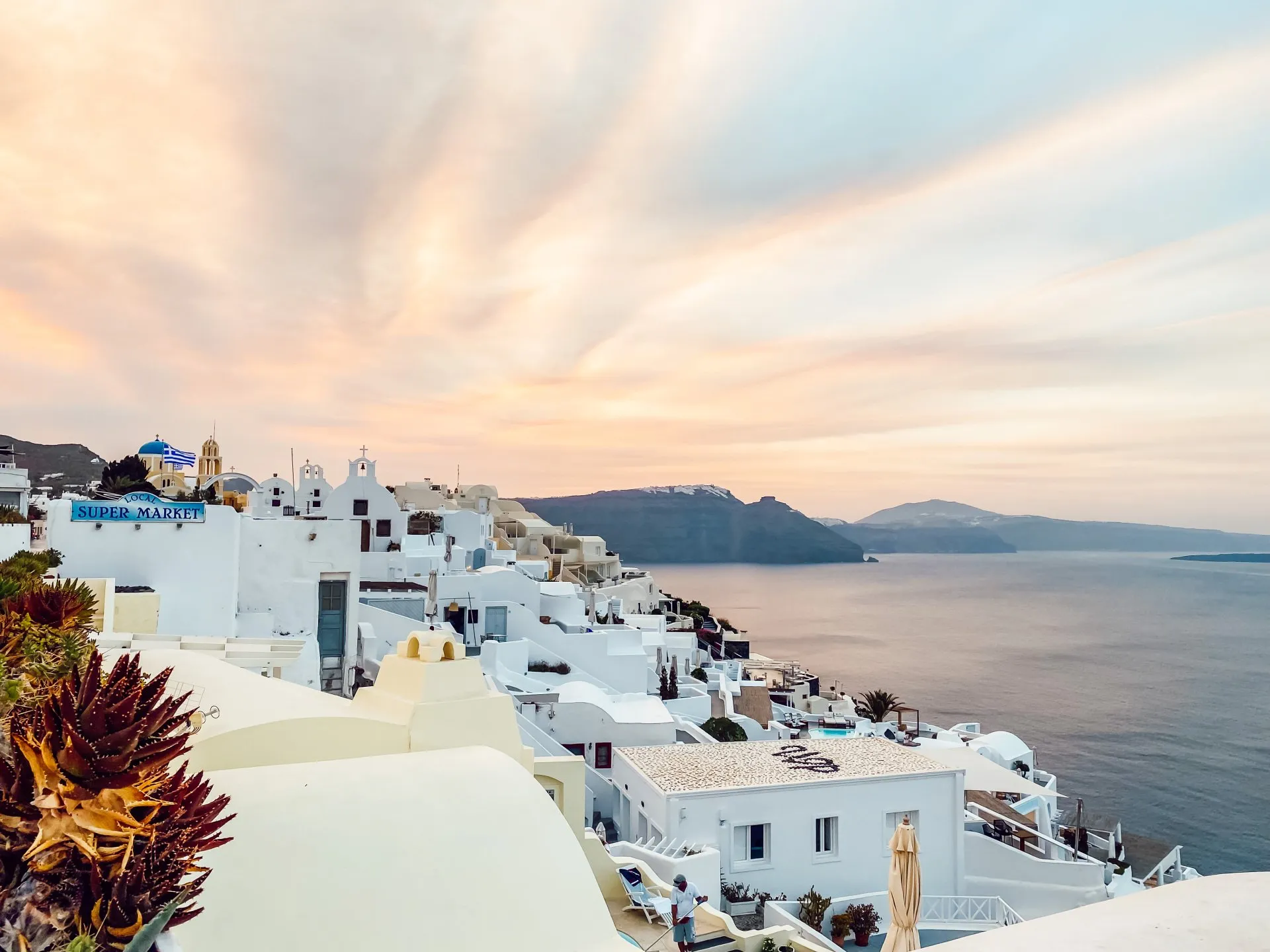 Morgenspaziergang durch Oia, Santorini