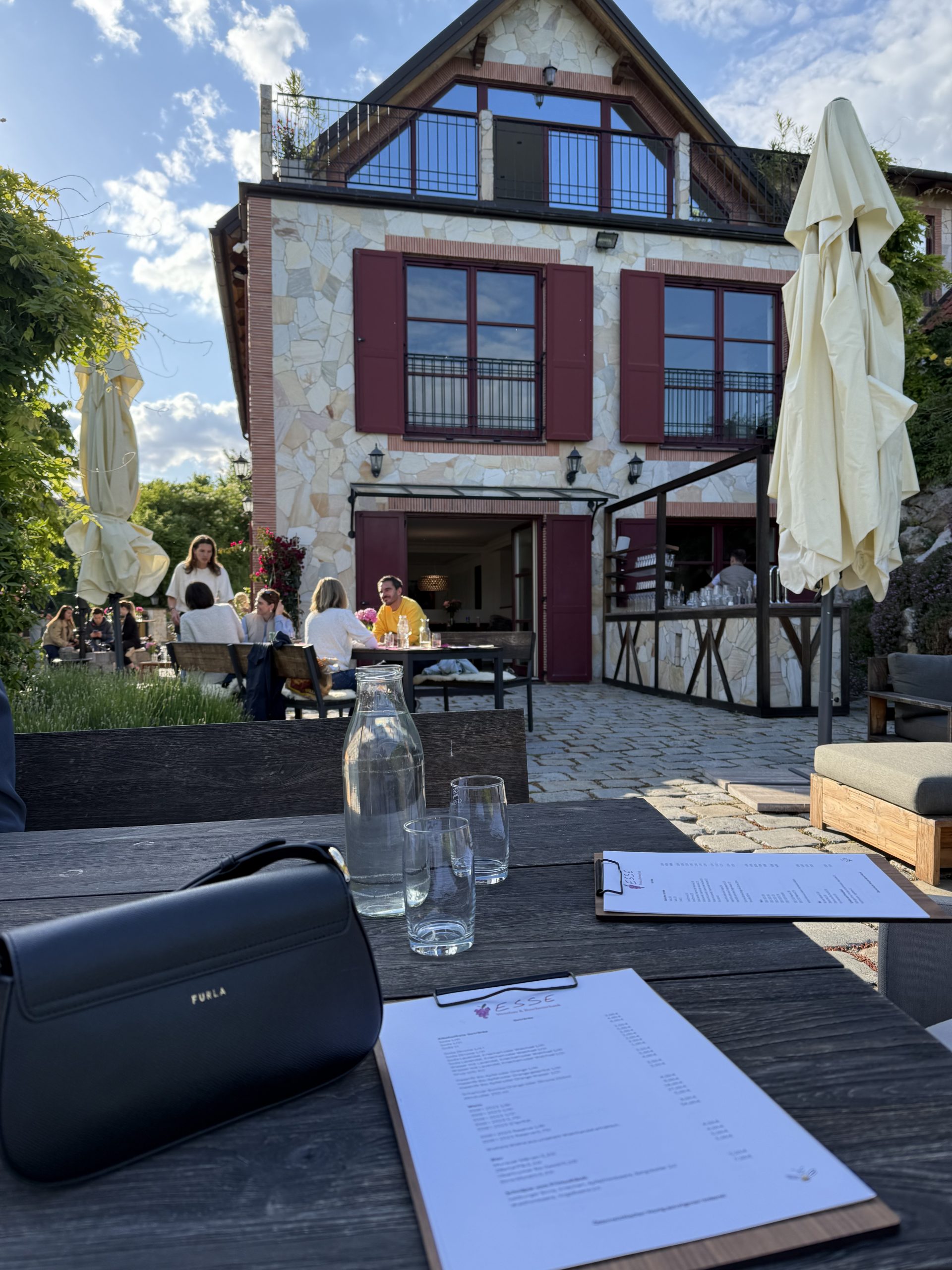 Esse Weinbau & Buschenschank, Wien