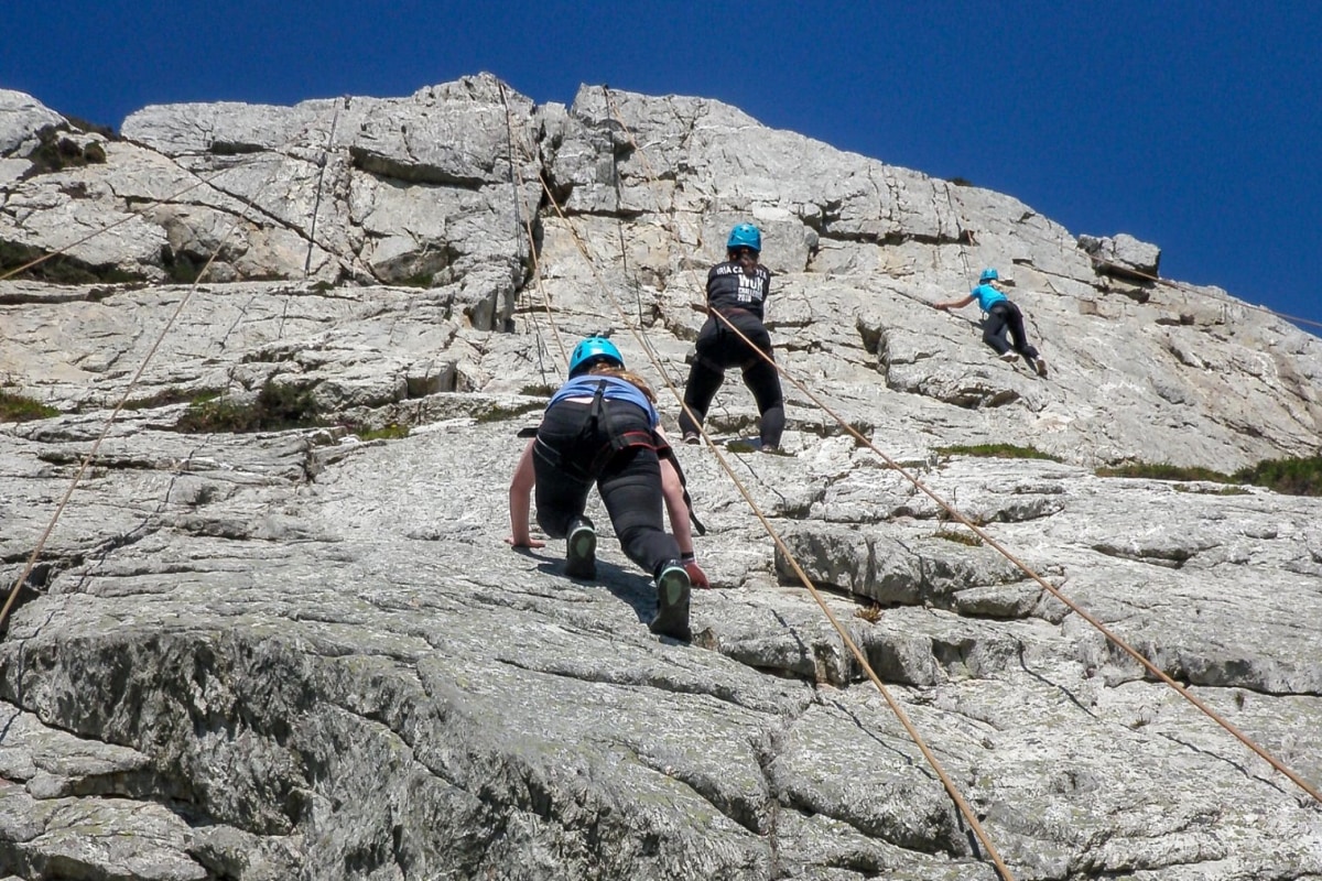 book an abseiling adventure 