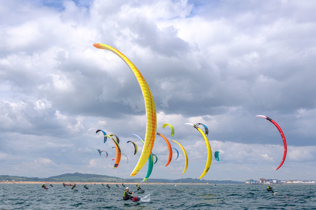 kitesurfing edge watersports