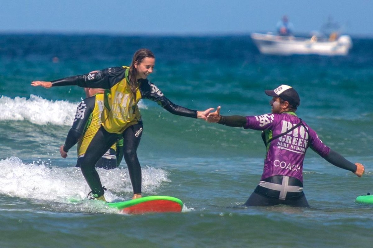 big green surf school newquay crantock