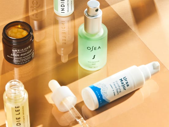 What Is Toner? Our Guide to the Benefits of Toner in Your Skin-Care Routine