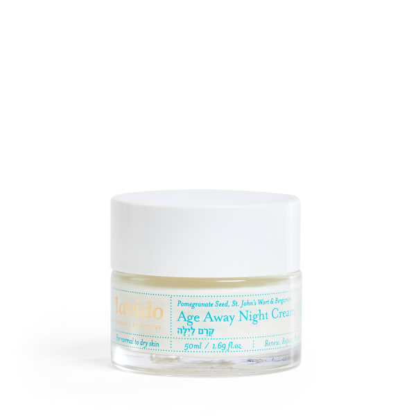 Jojoba Oil Uses and Benefits for Skin, Hair, and Your Pets