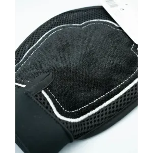 Grooming Mitt for Dogs close up of sponge side