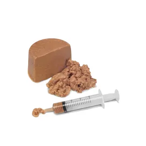 Royal Canin Recovery Tin Adult Wet Dog & Cat Food actual food in syringe