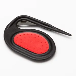 Mikki Matt Splitter close up of handle with red rubber