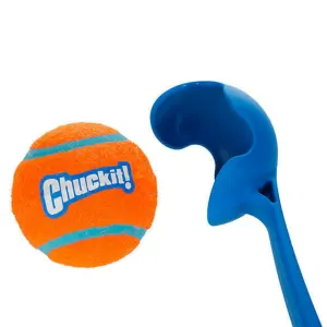 Chuckit! Sport Launcher - Small to Large Balls close up of holder and ball