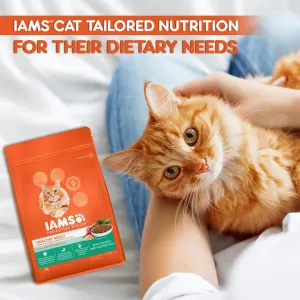 Iams Adult Chicken and Salmon Cat Food cat tailored nutrition