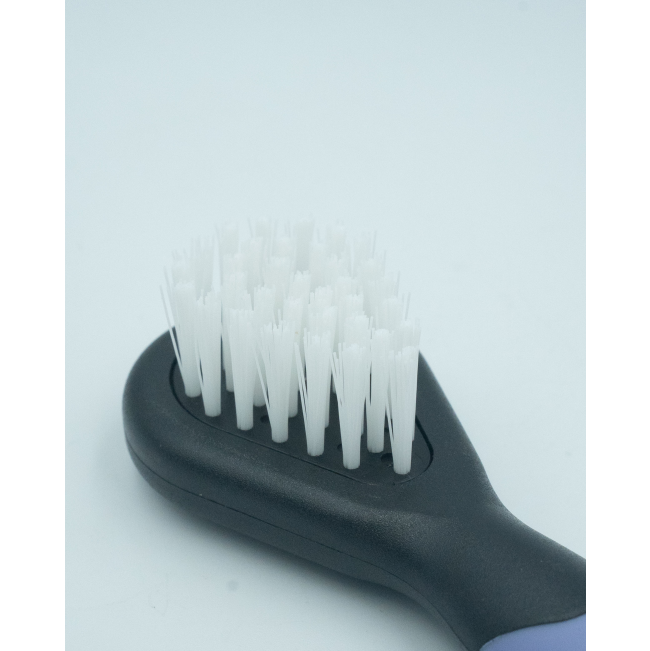 Mini Grooming Set for Small Pets close up of the soft bristle brush