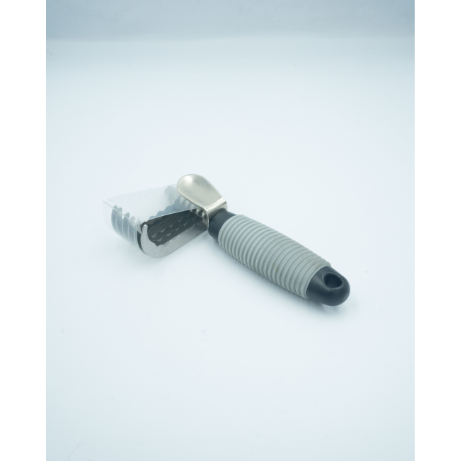 Dematting Comb for Small Pets full profile of the grey handle with sharp metal teeth
