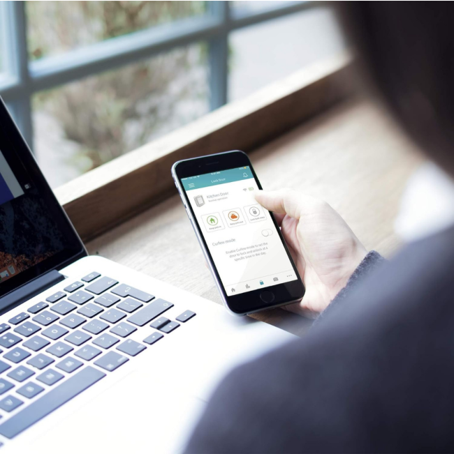 Sureflap Microchip CatFlap Connects on your phone