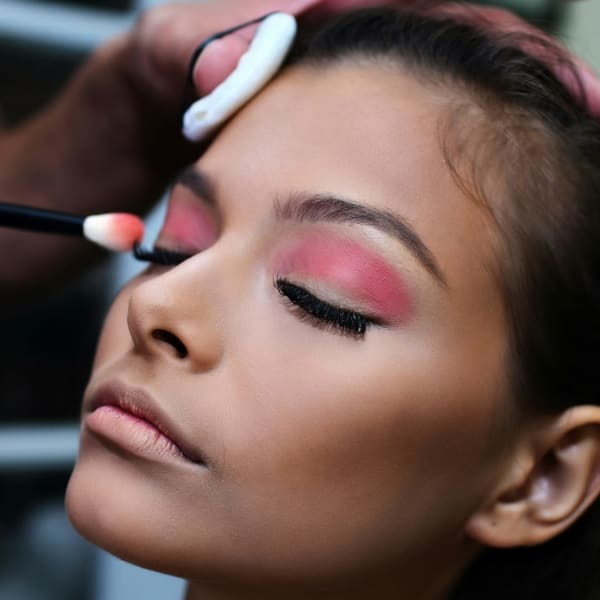 Full Glam Up: Hair & Makeup